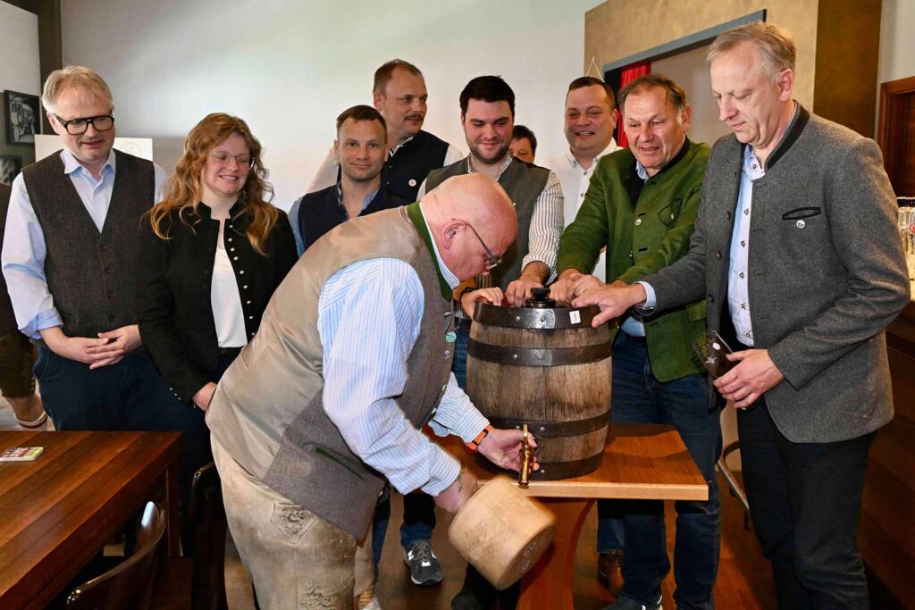 Brauerei-Bischofshof-Tag-des-Bieres-2026-Anzapfen